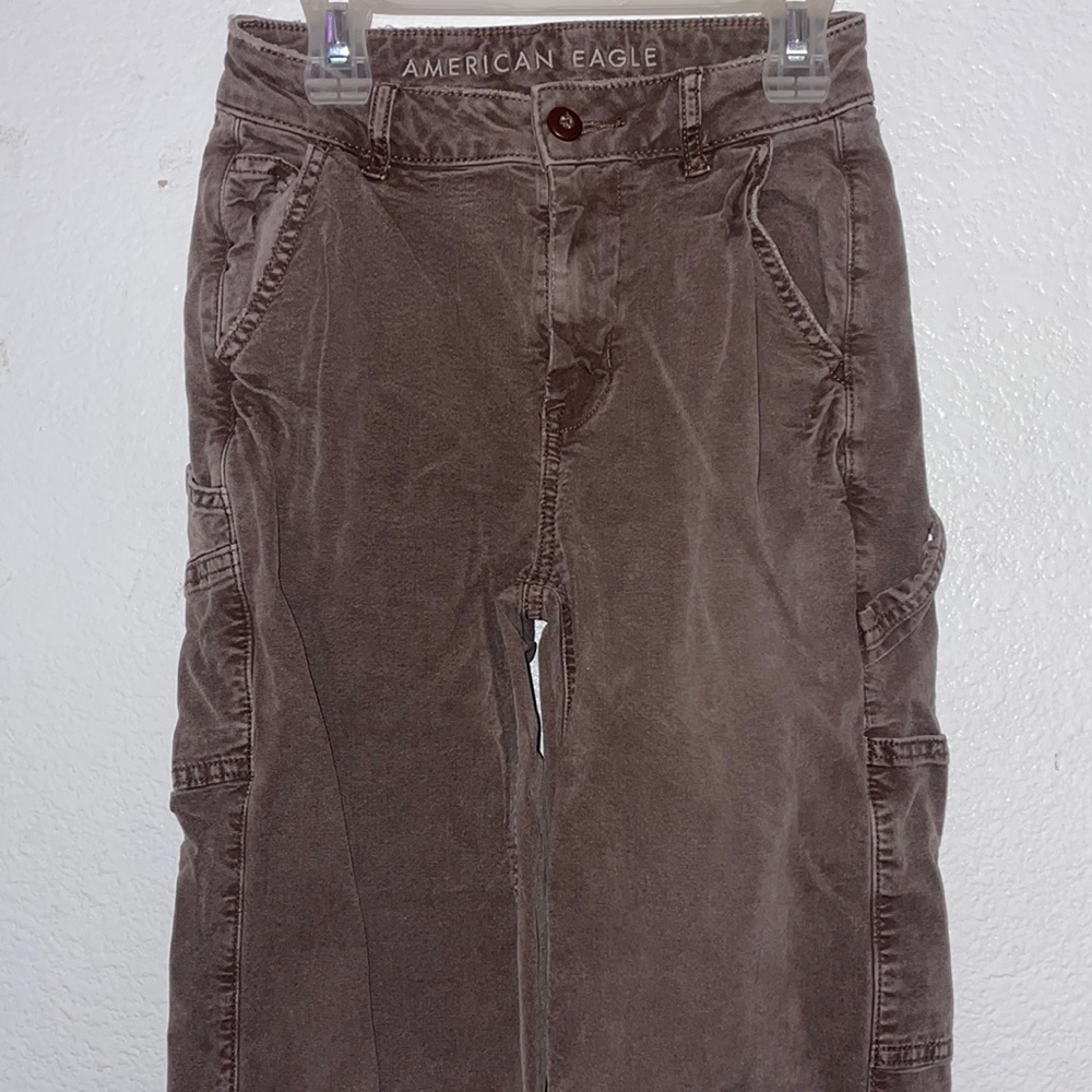 American eagle Women’s brown cargo pant